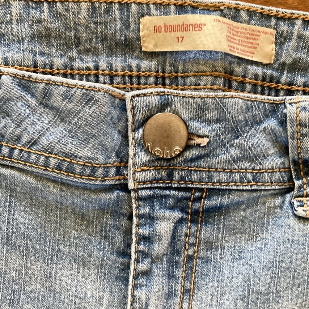 Stretchy Jeans - Picture 4 of 8